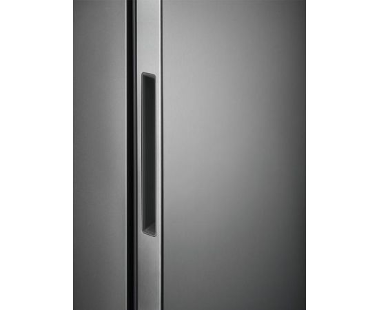 Electrolux LRT5MF38U0 ledusskapis bez saldētavas, 186cm, sudraba