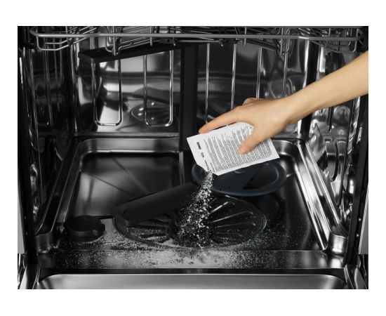 Electrolux M3GCP400 Clean and Care tīrīšanas līdzeklis 3IN1 6gab x 50g