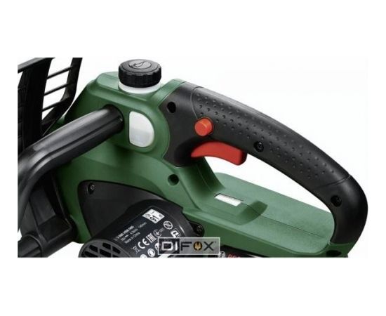 Bosch UniversalChain 18 cordless chainsaw