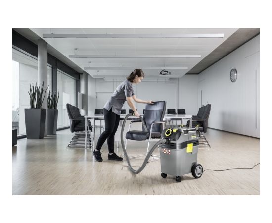 Karcher NT40/1 Ap L mitrās un sausās tīrīšanas putekļsūcējs