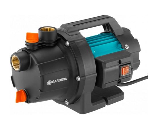 Gardena Dārza sūknis 3000/4  - 600 W; 3000 l/h ; Max. 3.5