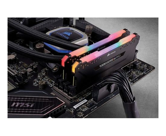 Corsair C18 AMD Ryzen Memory Kit VENGEANCE RGB PRO 32 GB, DDR4, 3600 MHz, PC/server, Registered No, ECC No