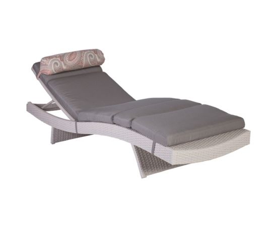 Guļamkrēsls STELLA ar spilveniem, 200x65,5xH33cm, materiāls: alumīnijs ar plastmasas pinumiem, krāsa: balts.